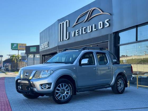NISSAN FRONTIER 2.5 SV ATTACK 4X4 CD TURBO ELETRONIC DIESEL 4P AUTOMÁTICO